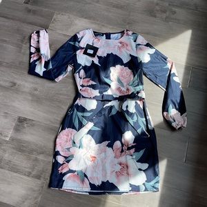 NWT Navy/Pink/White/Green Floral dress